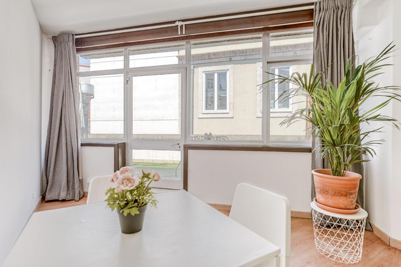 Travel&Live Aliados Apartment Porto Exterior foto