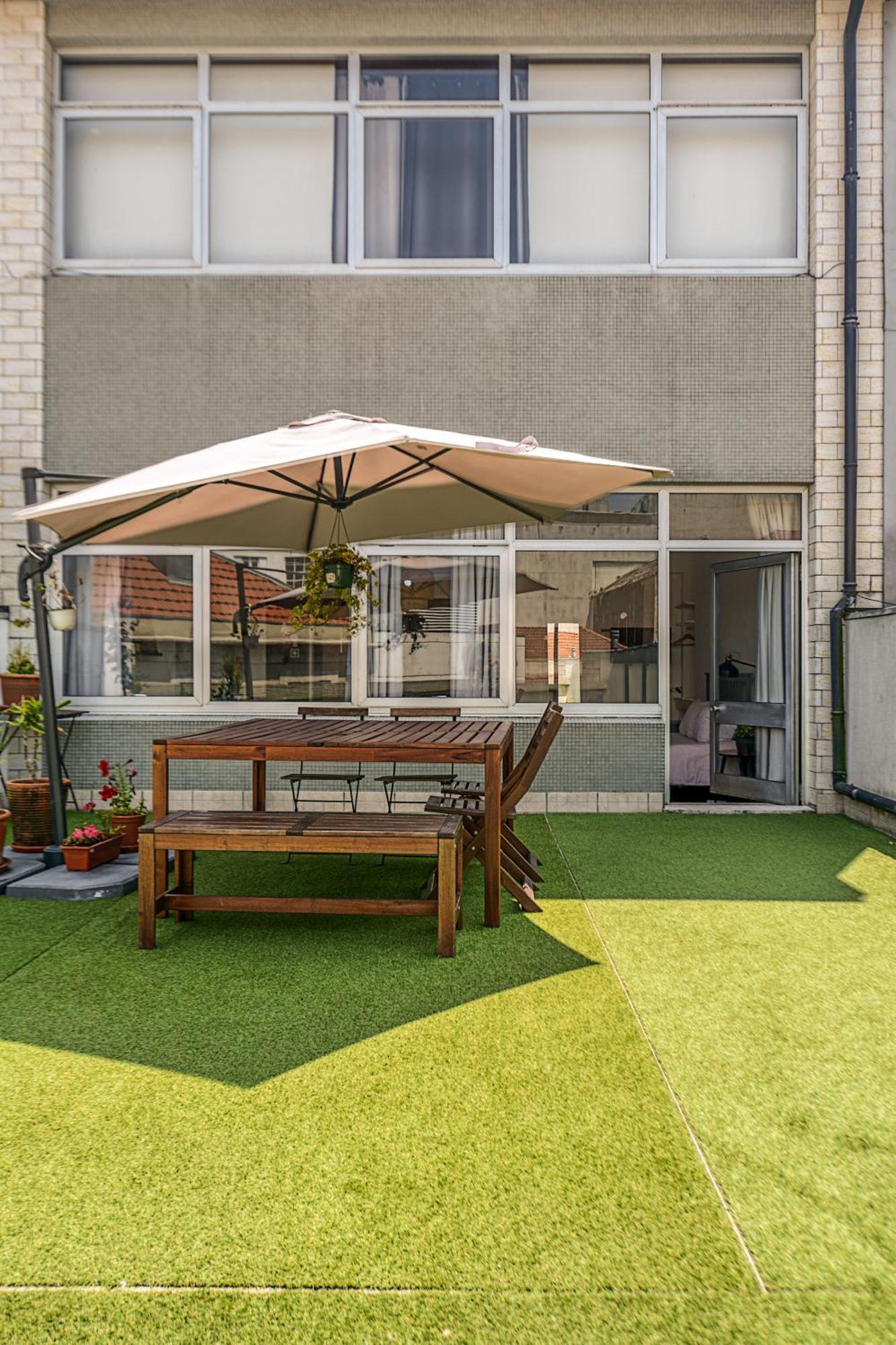 Travel&Live Aliados Apartment Porto Quarto foto