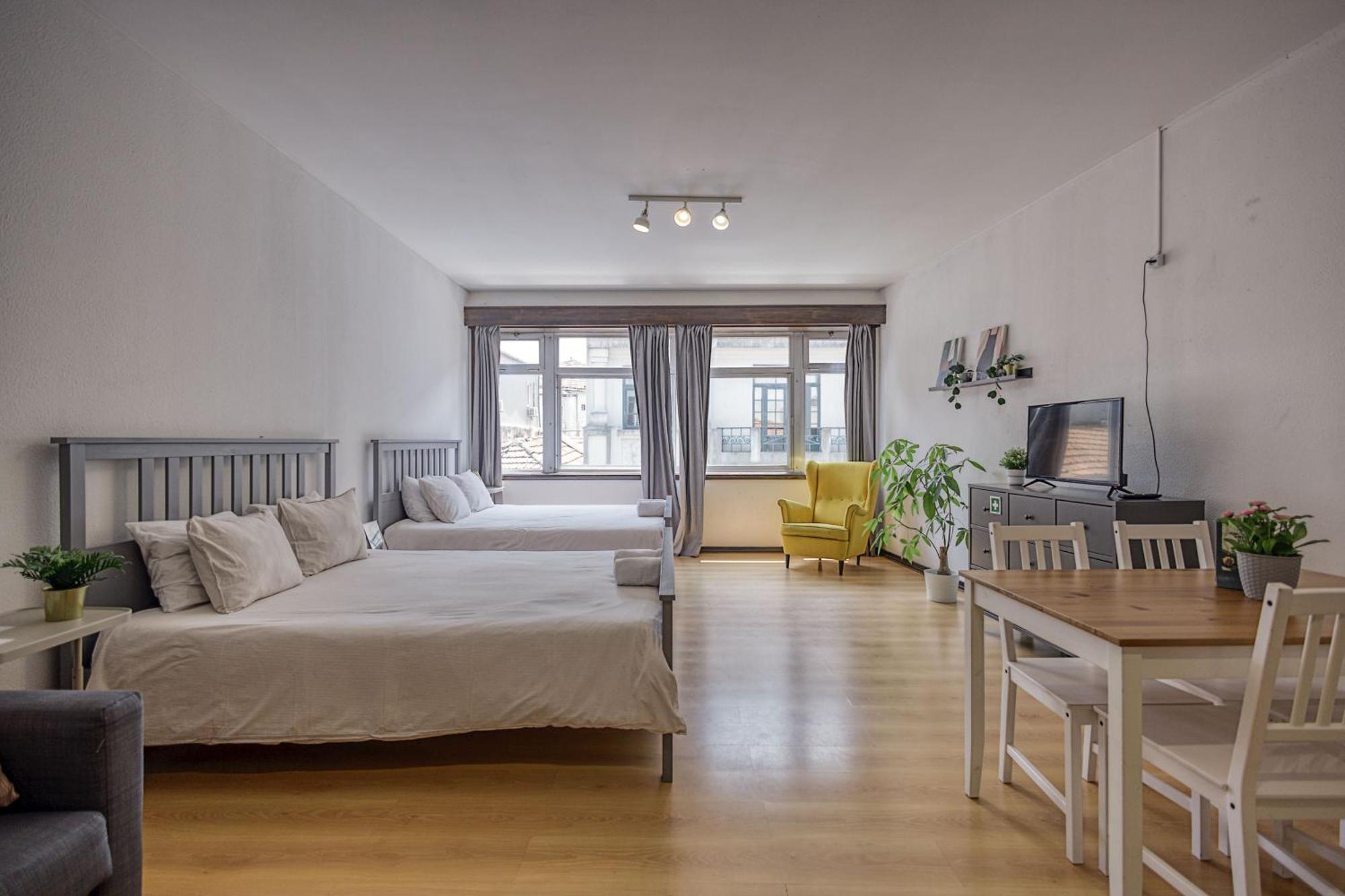 Travel&Live Aliados Apartment Porto Quarto foto